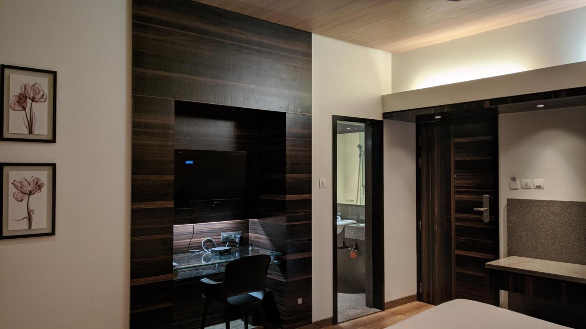 Hotel Sankam Residency เบลกวม ภายนอก รูปภาพ